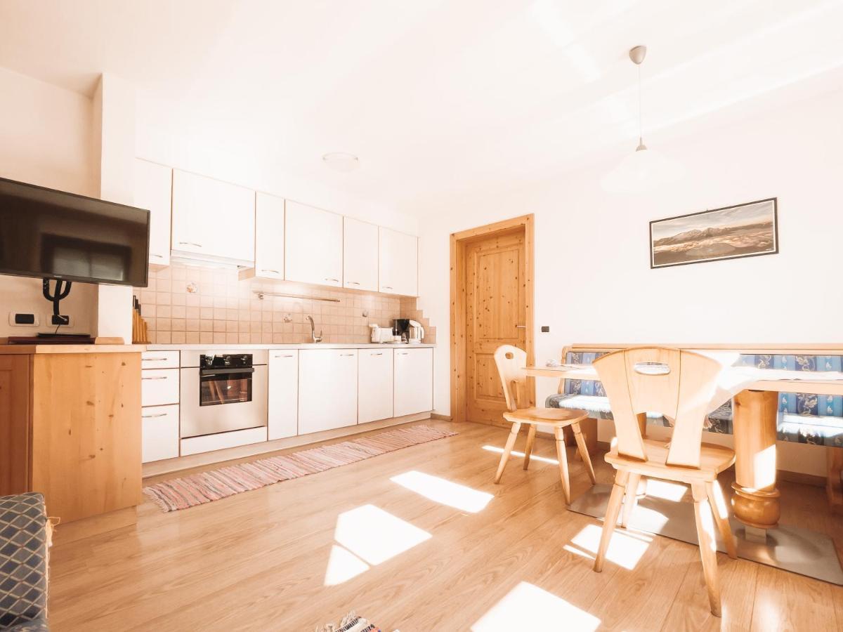 Apartment Fedares ลาวาลเล ภายนอก รูปภาพ